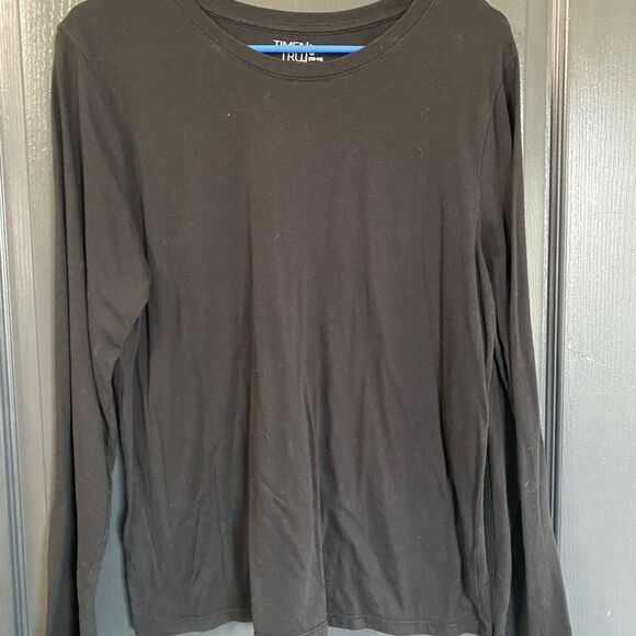 Time and Tru Black Long Sleeve Tee Classic Design - Picture 1 of 2